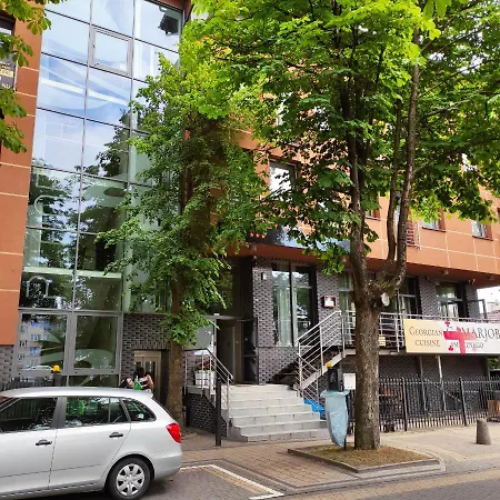 303 Planeta Apartment *